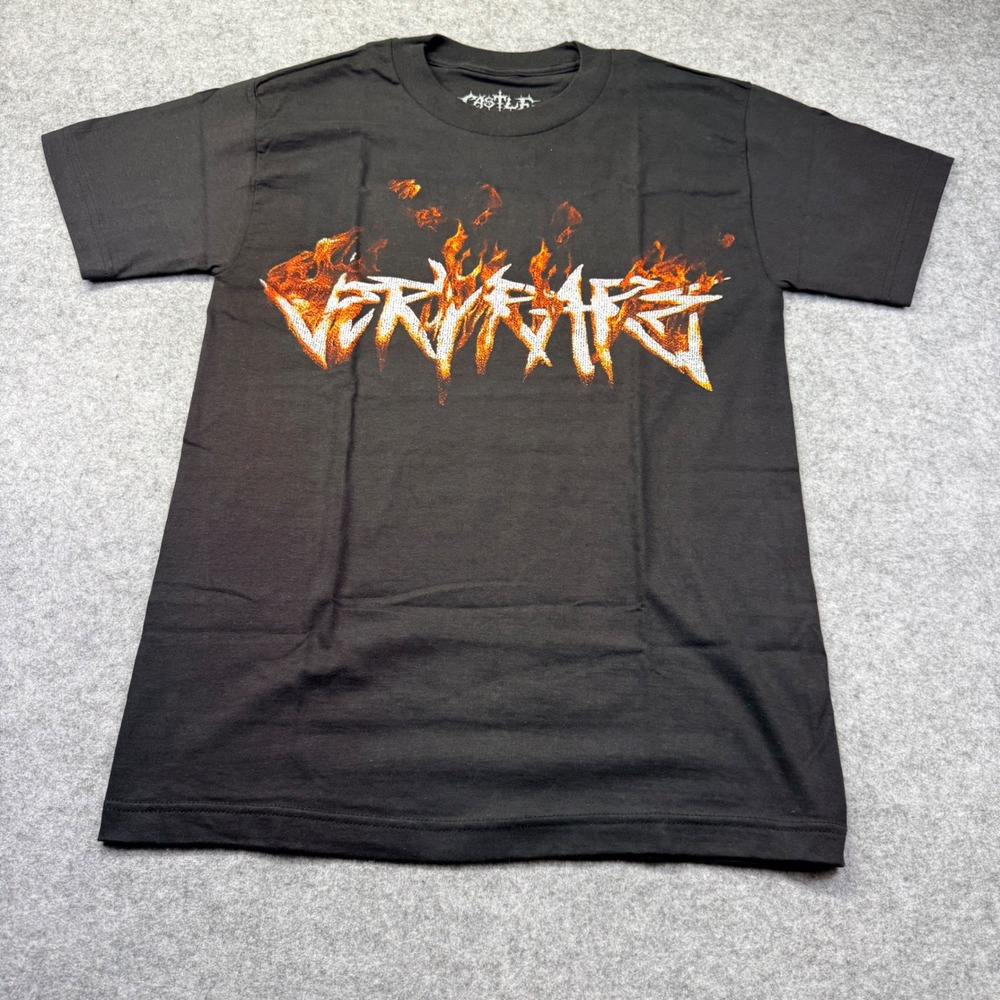 Castle Graphic T-Shirt Mens S Black Fire Gothic Streetwear Tee new without tags